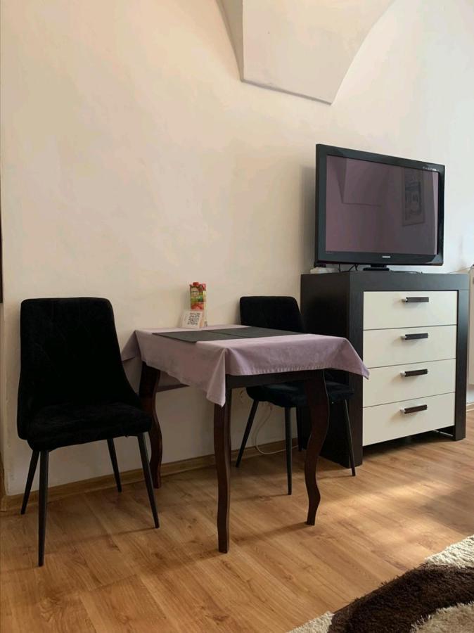Alzbetina 15 - Dream Apartman Кошице Екстер'єр фото